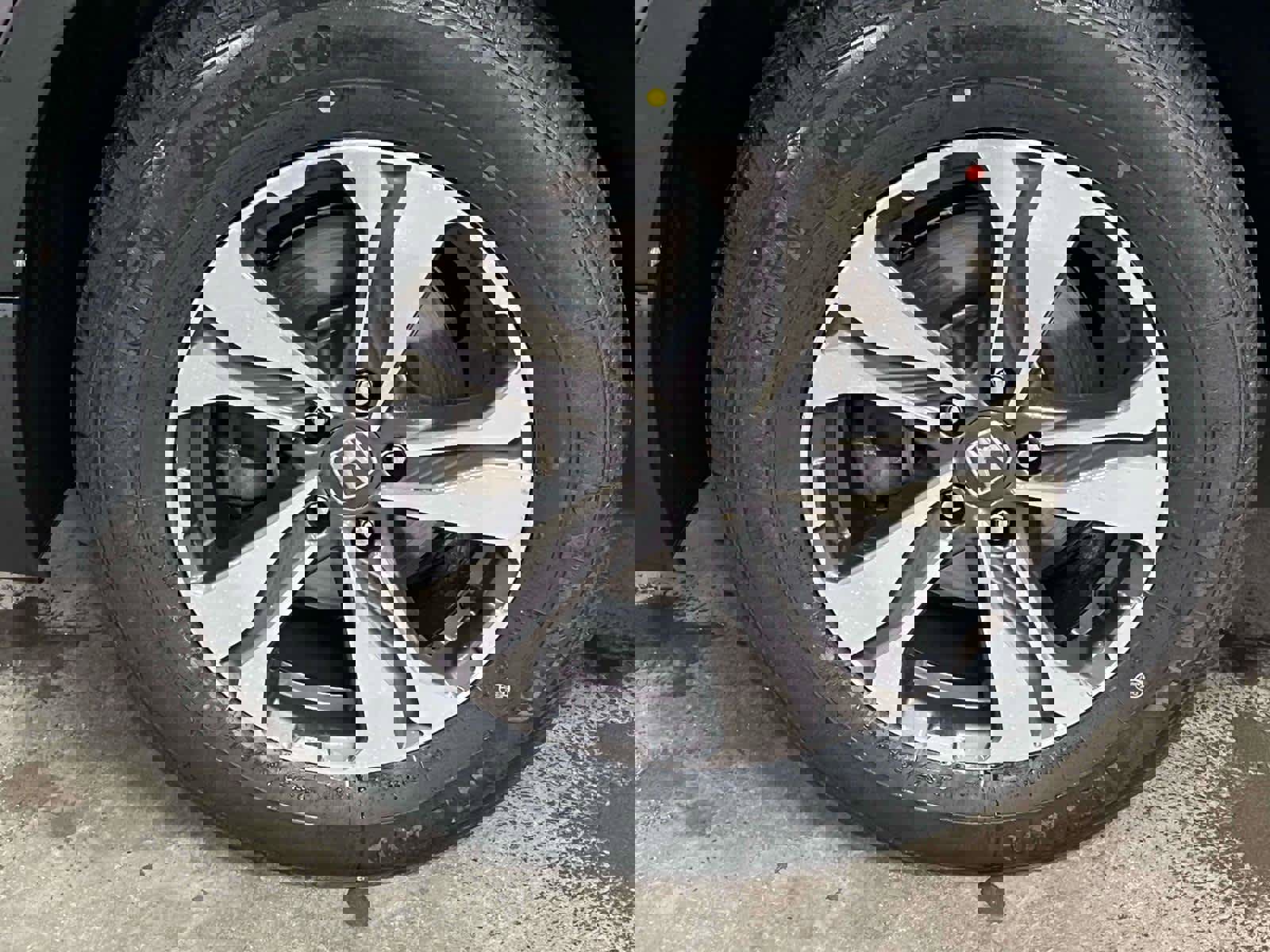 Used 2018 Honda CR-V LX image 9