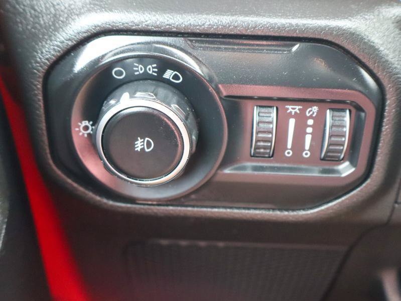 Used 2020 Jeep Wrangler Sport AWD/4WD image 17