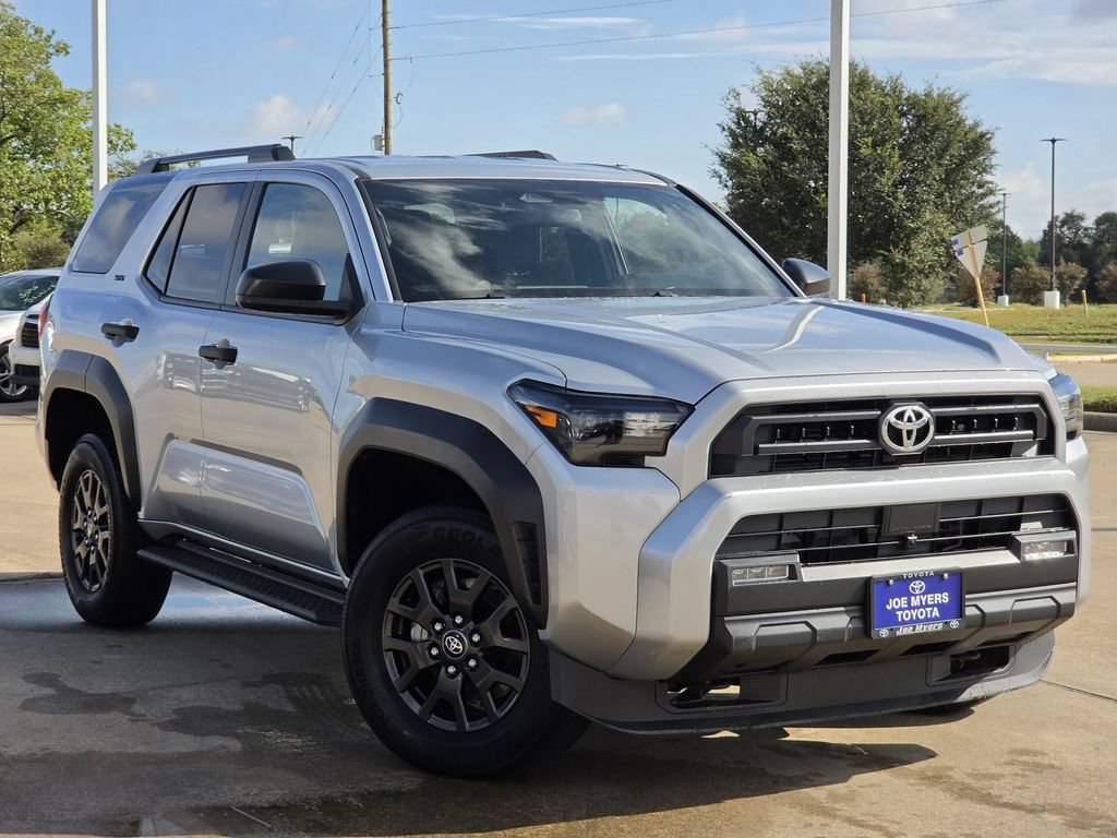Used 2025 Toyota 4Runner SR5 AWD/4WD image 2