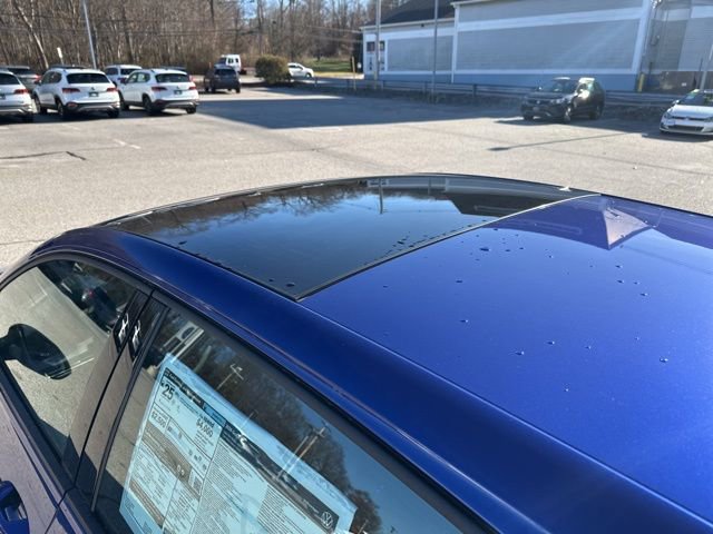 New 2026 Volkswagen Golf image 9