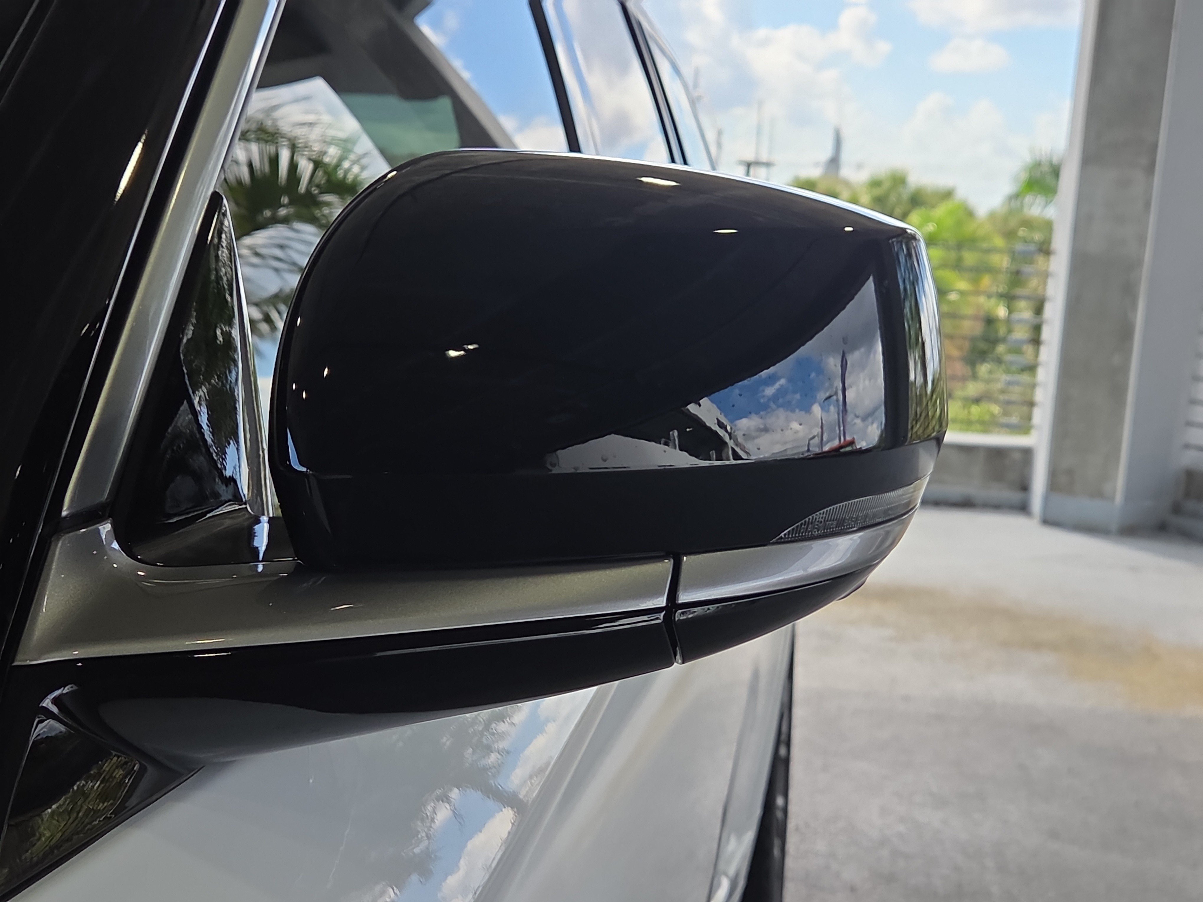 New 2025 Jeep Grand Cherokee L Summit AWD/4WD image 12