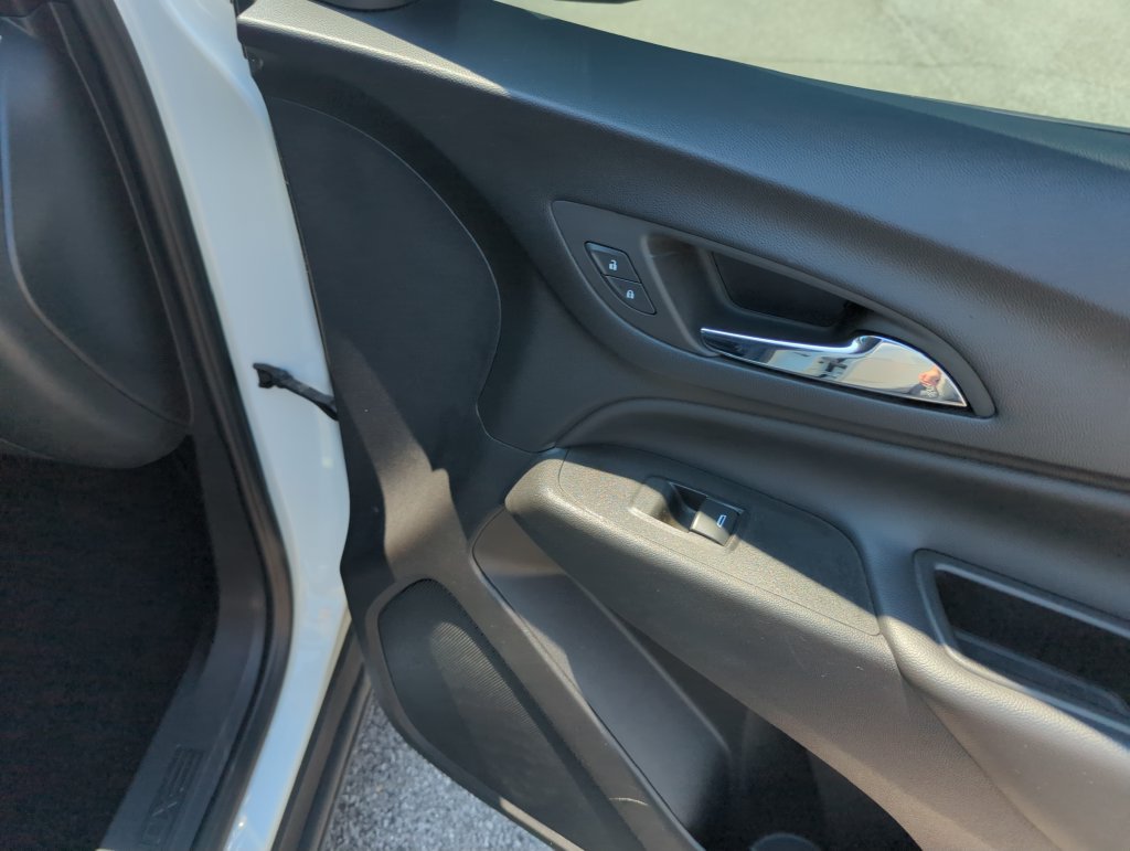 Used 2022 Chevrolet Equinox LT FWD image 31