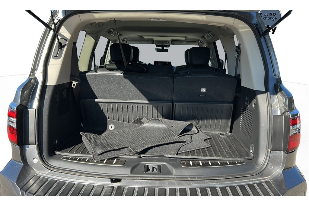 Used 2024 Nissan Armada Platinum w/ Captain's Chairs Package image 9
