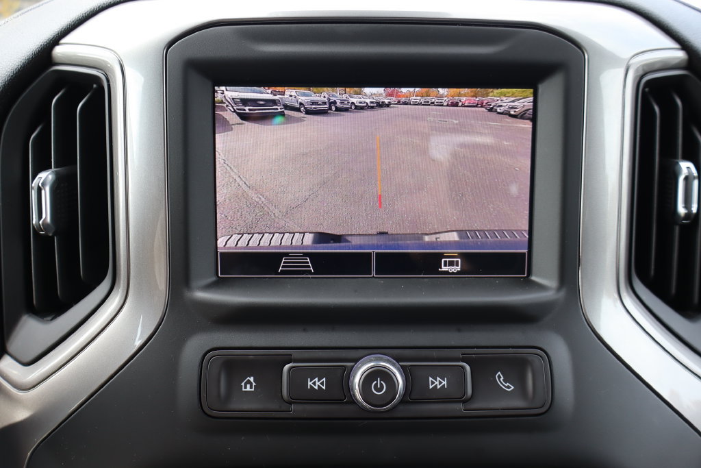 Used 2024 Chevrolet Silverado 2500 Custom w/ Custom Convenience Package AWD/4WD image 8