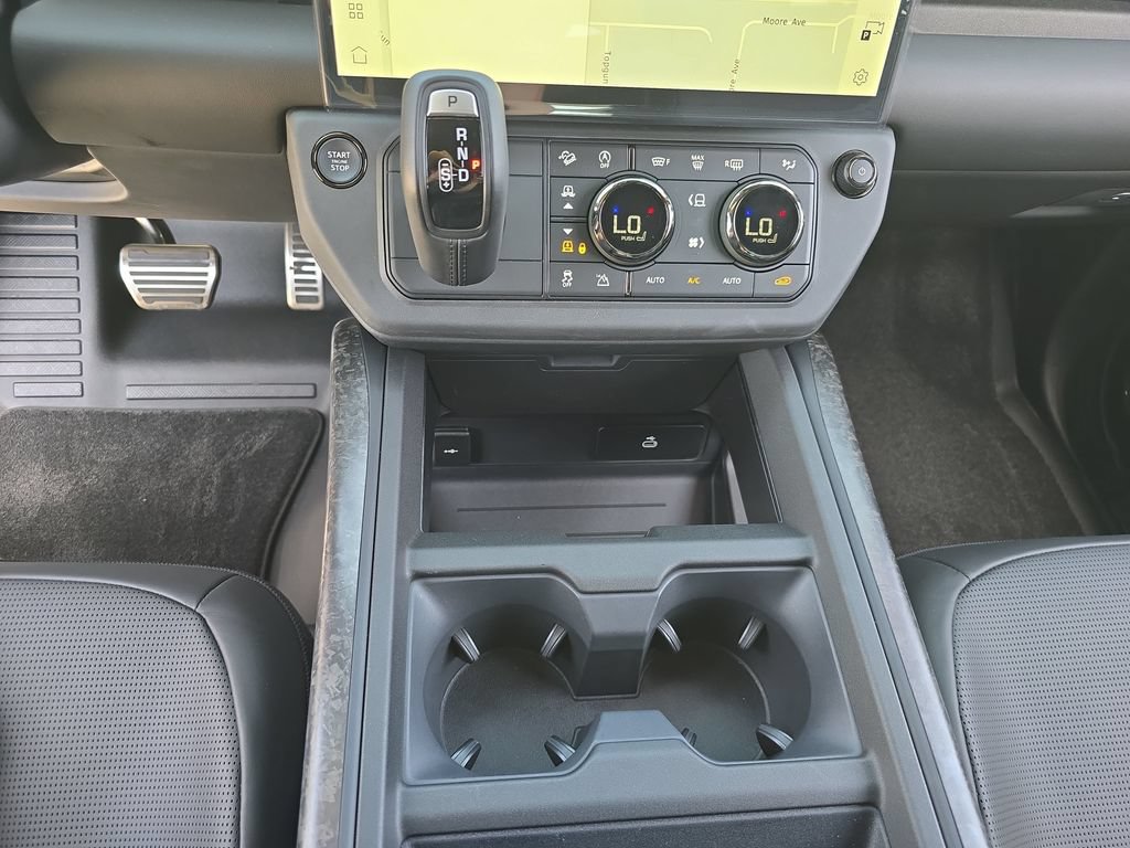 New 2026 Land Rover Defender 110 OCTA AWD/4WD image 26