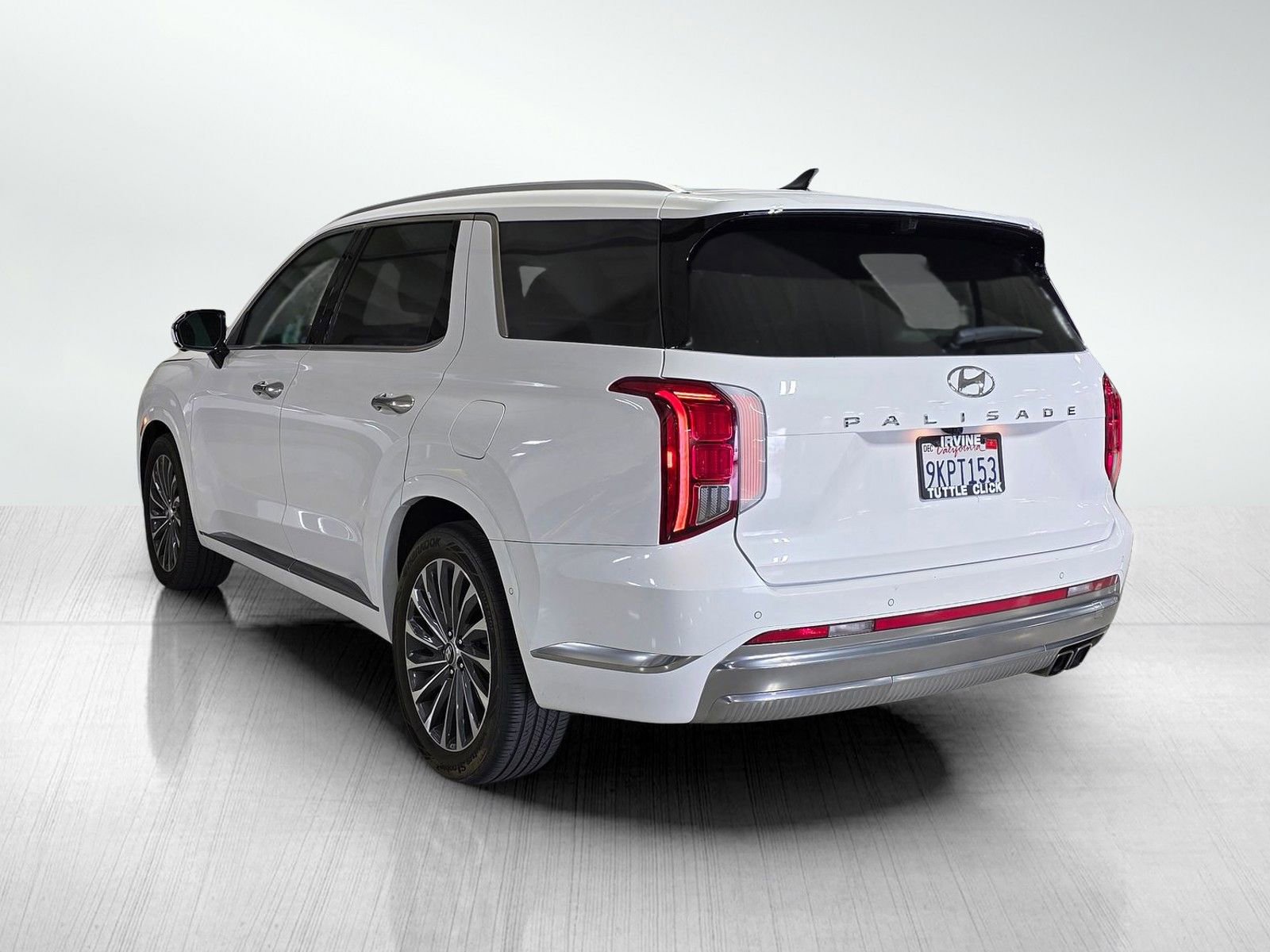 Used 2024 Hyundai Palisade Calligraphy image 5