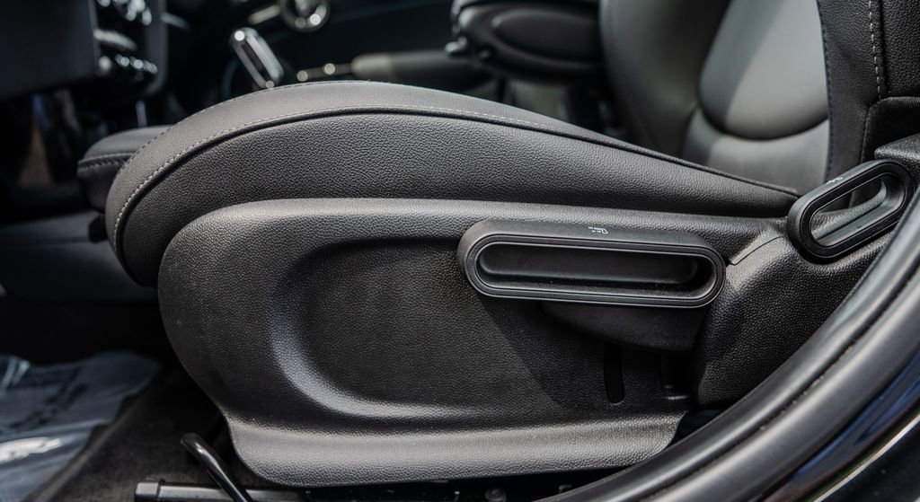 Used 2024 MINI Cooper S image 15