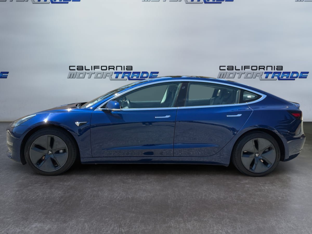Used 2018 Tesla Model 3 Long Range RWD image 8