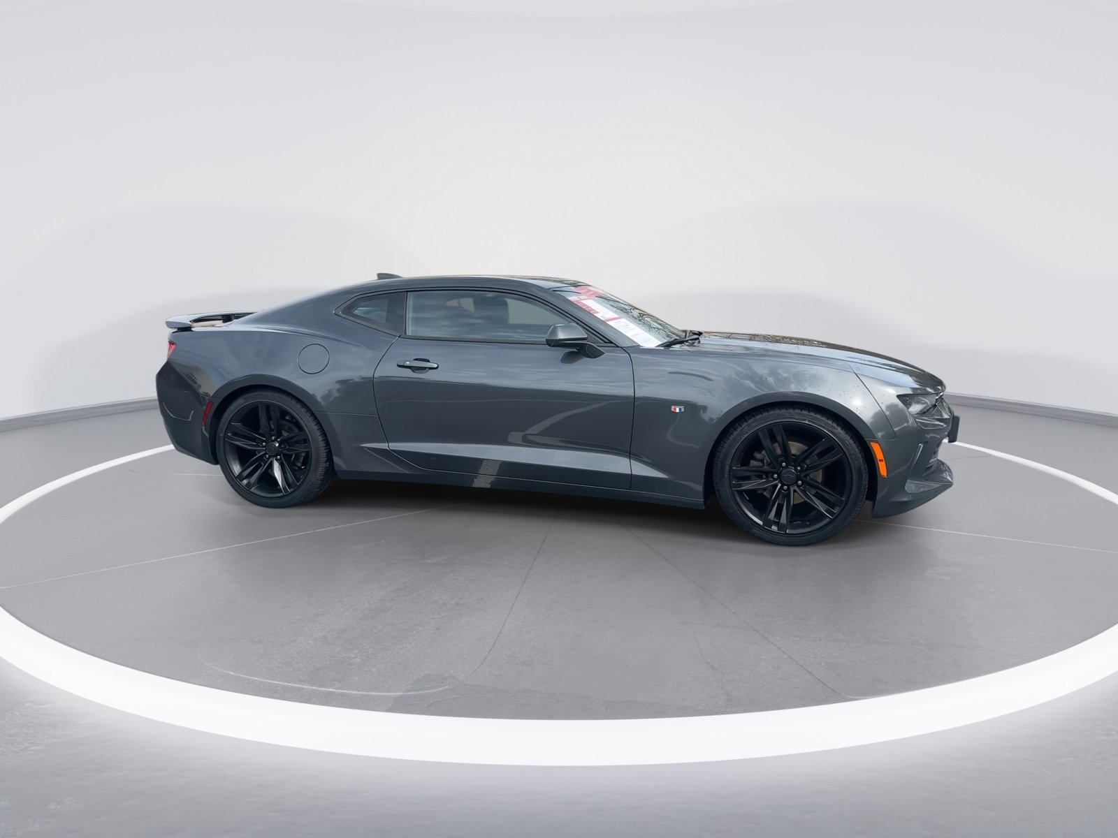 Used 2018 Chevrolet Camaro LT w/ RS Package image 10