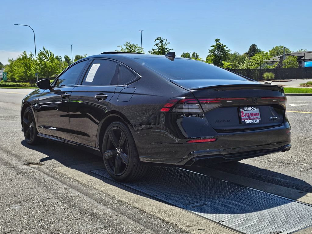 Used 2025 Honda Accord Sport image 5