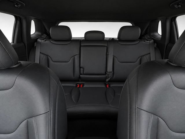 Used 2025 Jeep Compass Limited AWD/4WD image 20