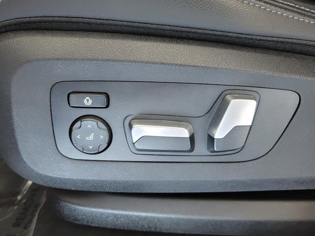 Used 2020 BMW X6 xDrive40i w/ M Sport Package image 29