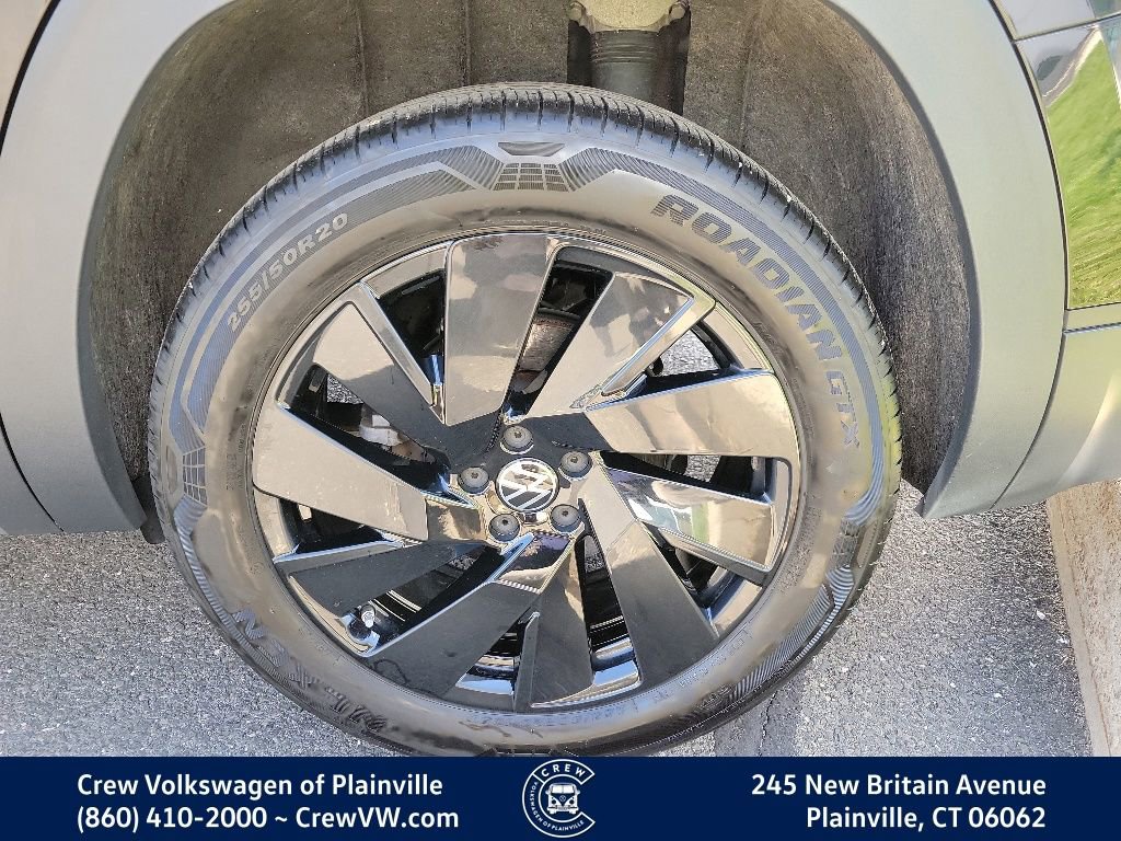 Used 2024 Volkswagen Atlas SE AWD/4WD image 19