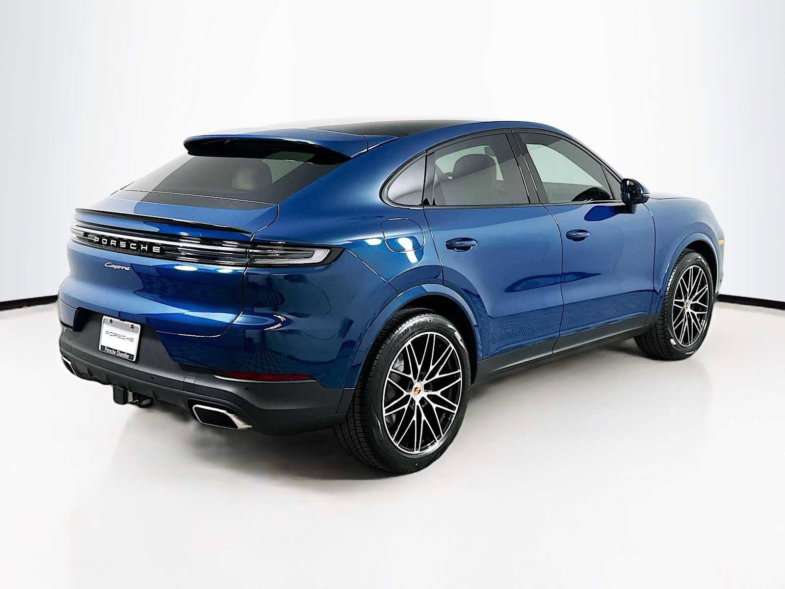 New 2026 Porsche Cayenne Coupe image 9