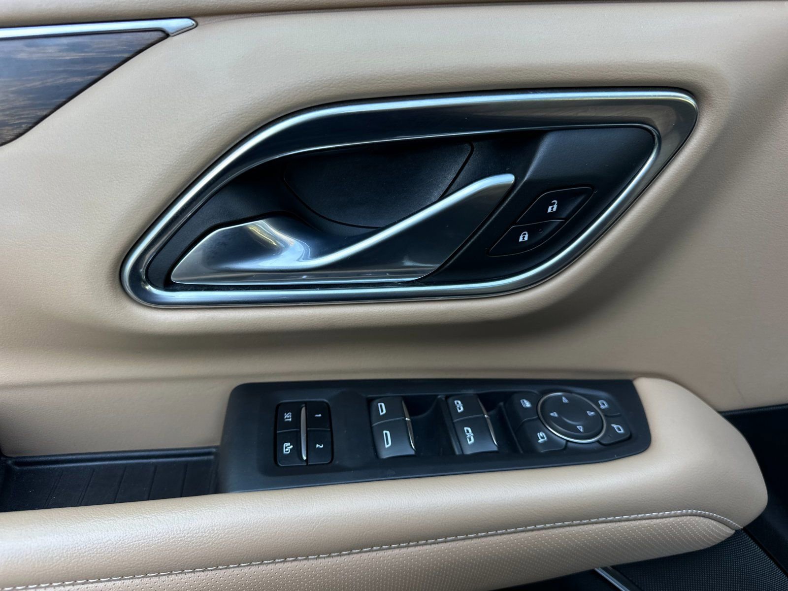 Used 2022 Chevrolet Tahoe Premier image 12