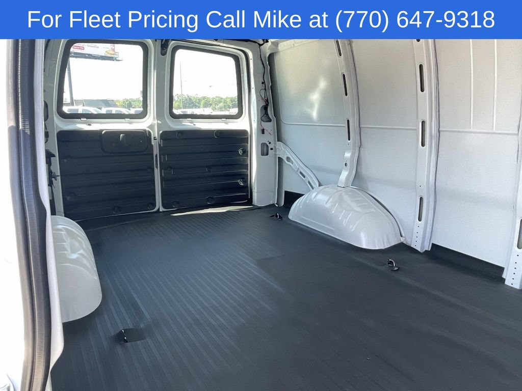 New 2026 Chevrolet Express 3500 Extended w/ Driver Convenience Package RWD image 10
