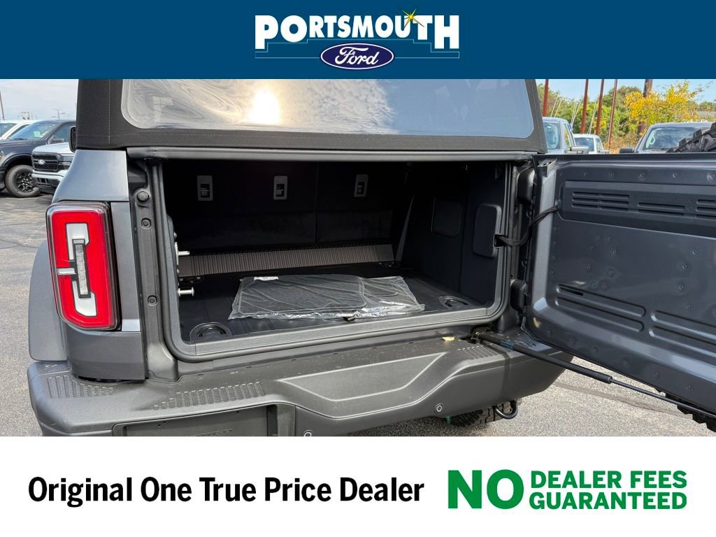 New 2025 Ford Bronco Badlands image 14