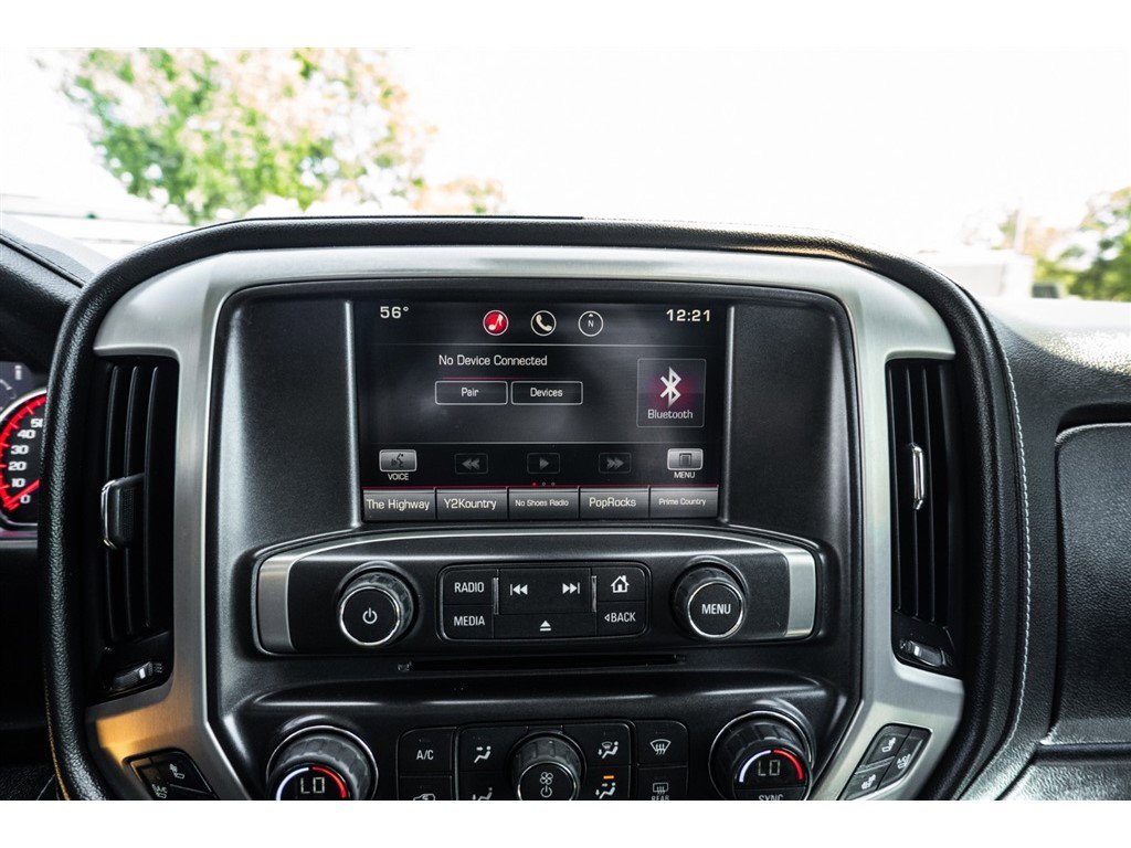 Used 2015 GMC Sierra 2500 Denali w/ Duramax Plus Package AWD/4WD image 21