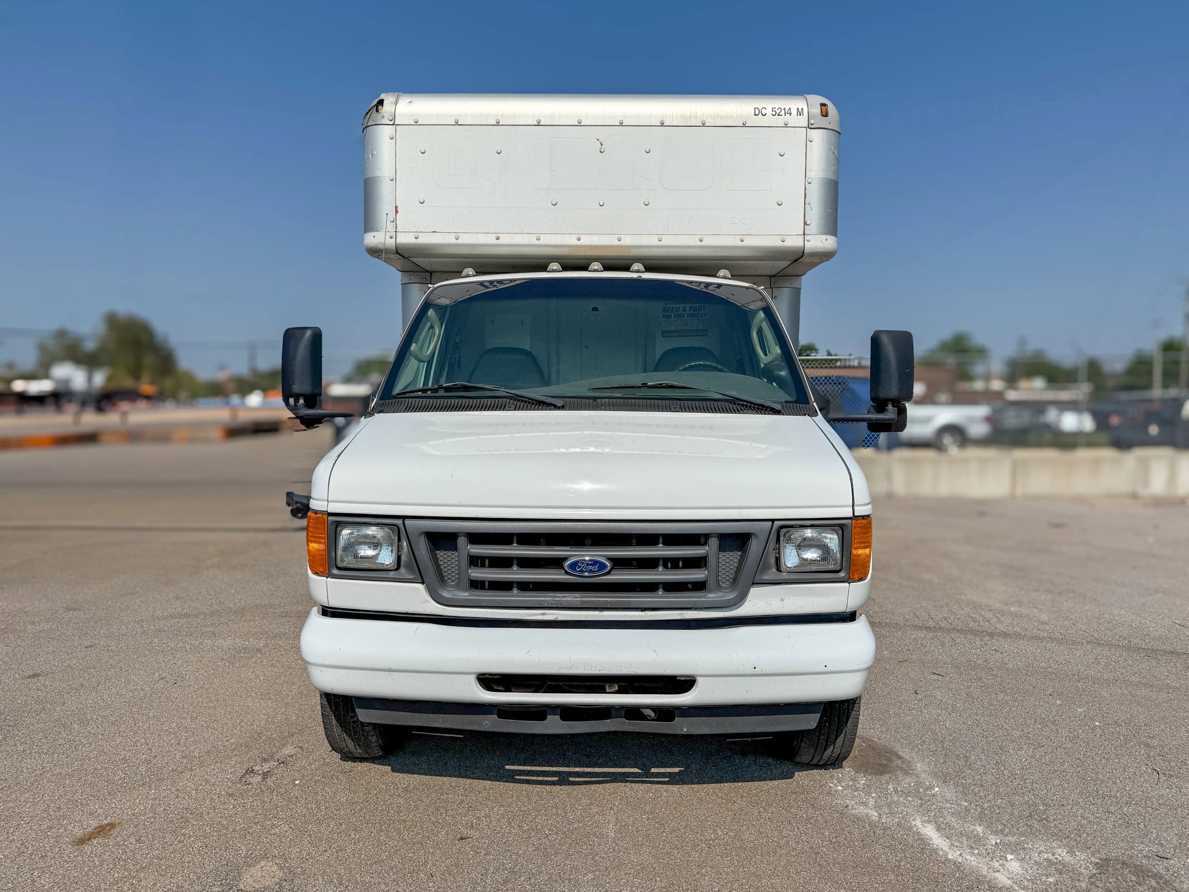 Used 2006 Ford E-450 and Econoline 450 RWD image 2