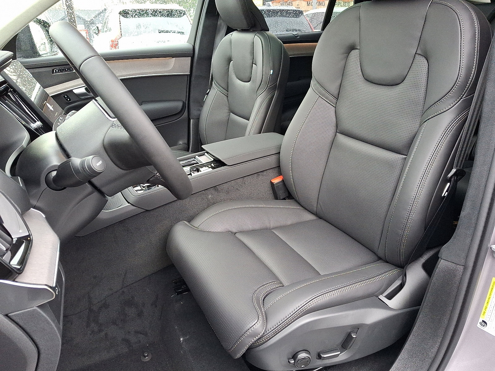 New 2026 Volvo XC90 B6 Ultra w/ Lounge Package image 8