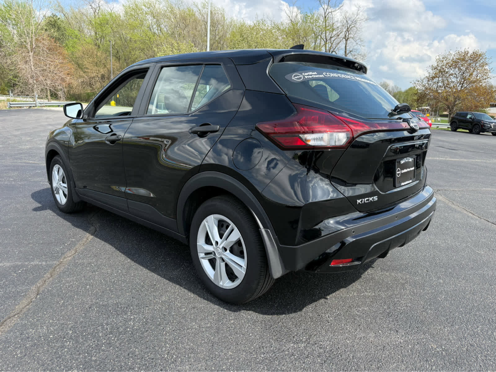 Used 2025 Nissan Kicks Play S FWD image 5