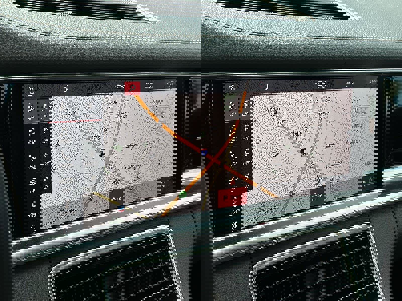 Used 2020 Porsche Panamera 4 image 17