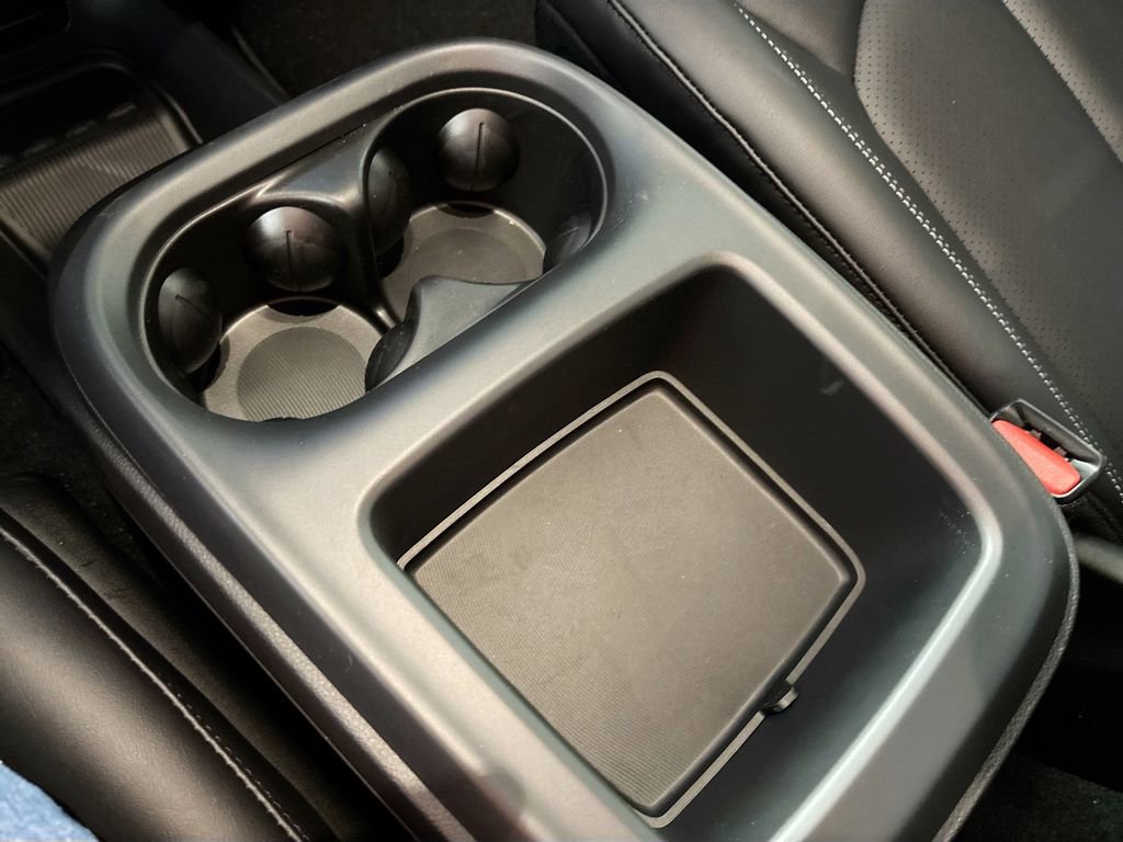 New 2026 Chrysler Pacifica Select AWD/4WD image 15