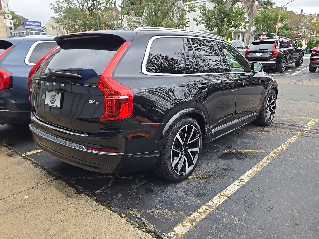 Certified 2024 Volvo XC90 B6 Ultimate w/ Protection Package AWD/4WD image 10