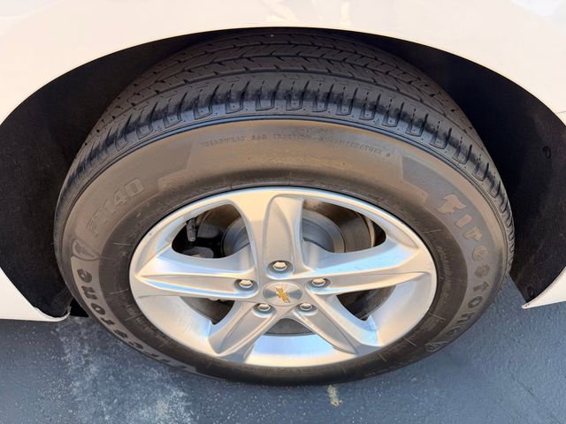 Used 2022 Chevrolet Malibu LS FWD image 25