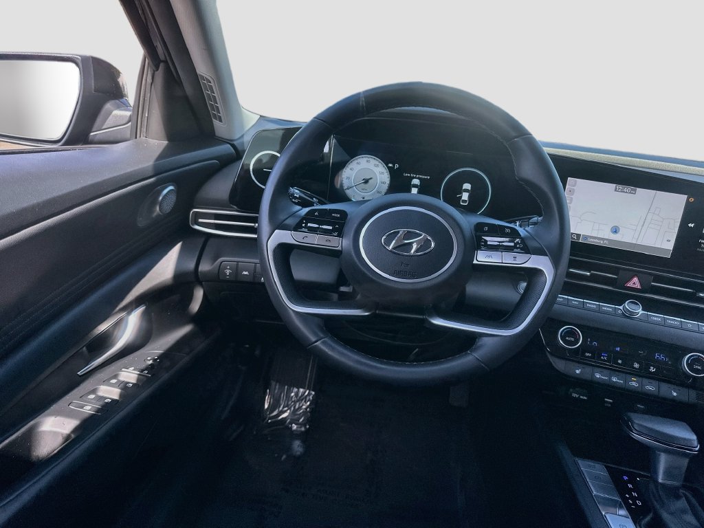 Used 2023 Hyundai Elantra SEL w/ Convenience Package FWD image 22