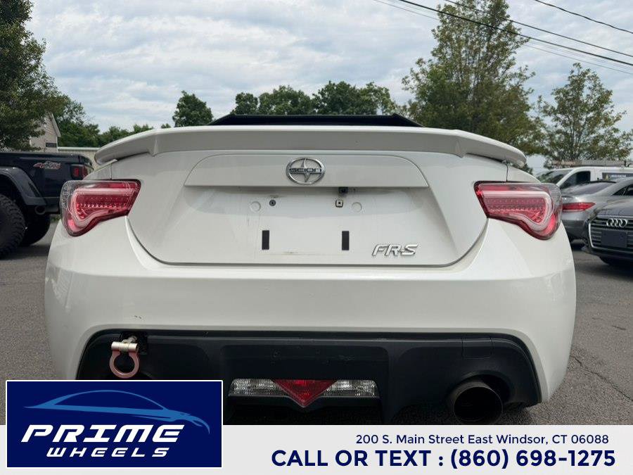 Used 2014 Scion FR-S RWD image 6