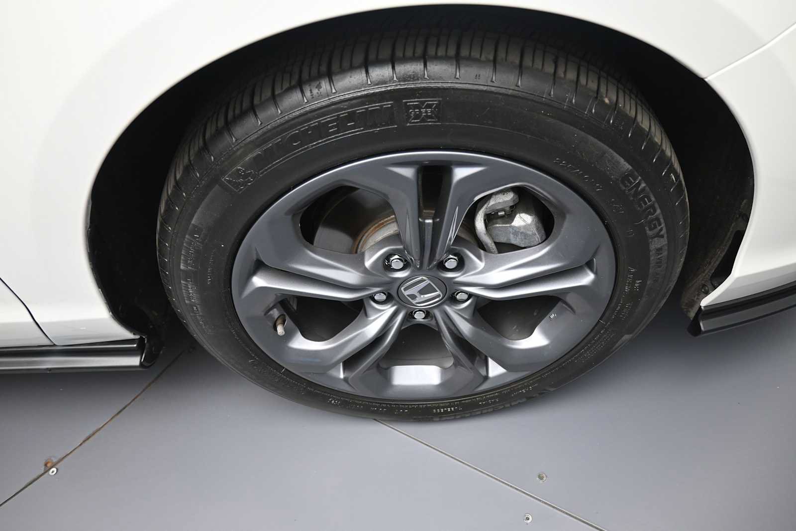 Used 2024 Honda Accord EX image 13