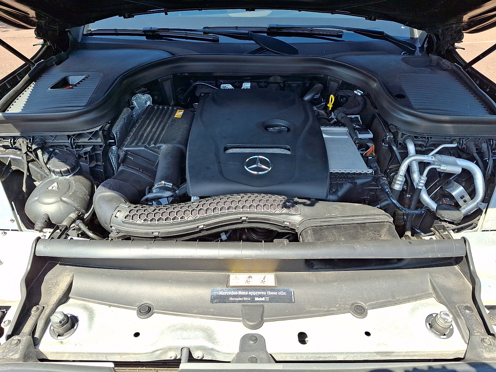 Used 2018 Mercedes-Benz GLC 300 4MATIC image 26