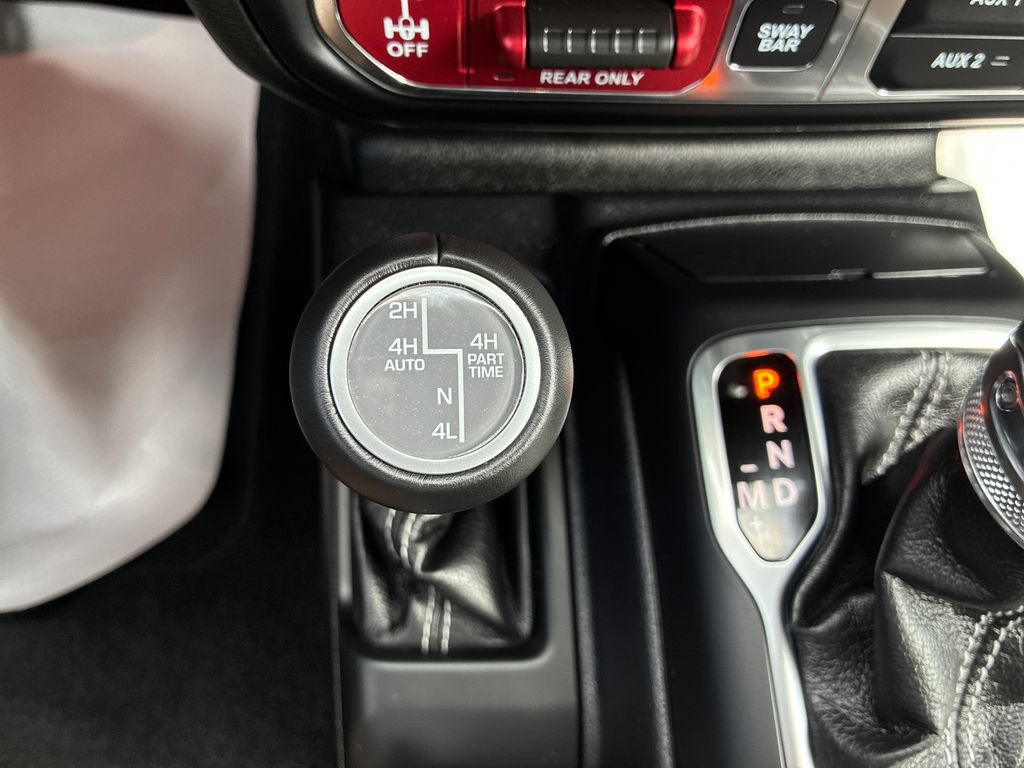 Used 2023 Jeep Wrangler Unlimited Rubicon 4xe w/ Cold Weather Group AWD/4WD image 35