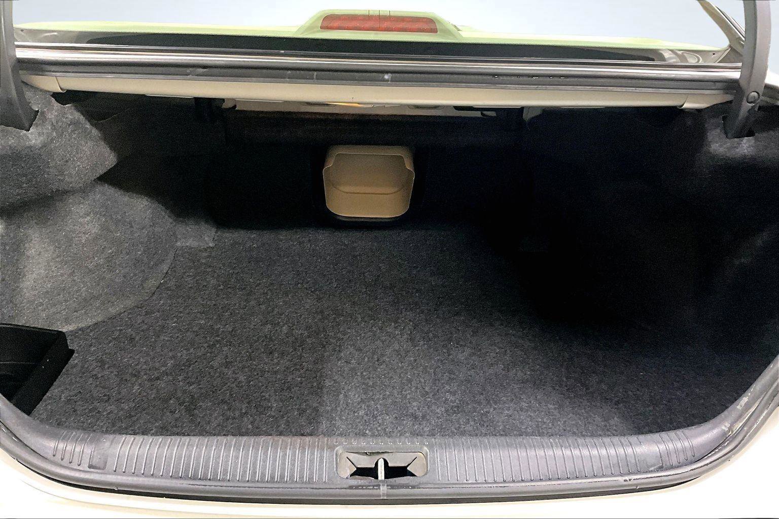 Used 2012 Toyota Avalon 4DR SDN image 5