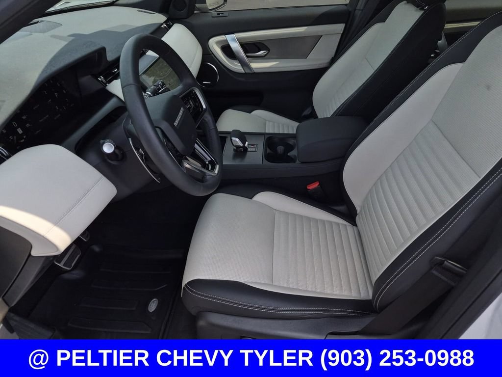 Used 2025 Land Rover Discovery Sport Dynamic SE AWD/4WD image 34