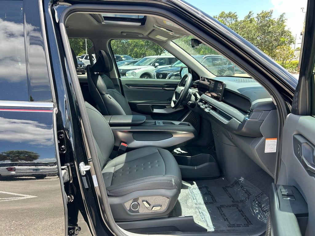 Used 2026 Kia EV9 Wind AWD/4WD image 42