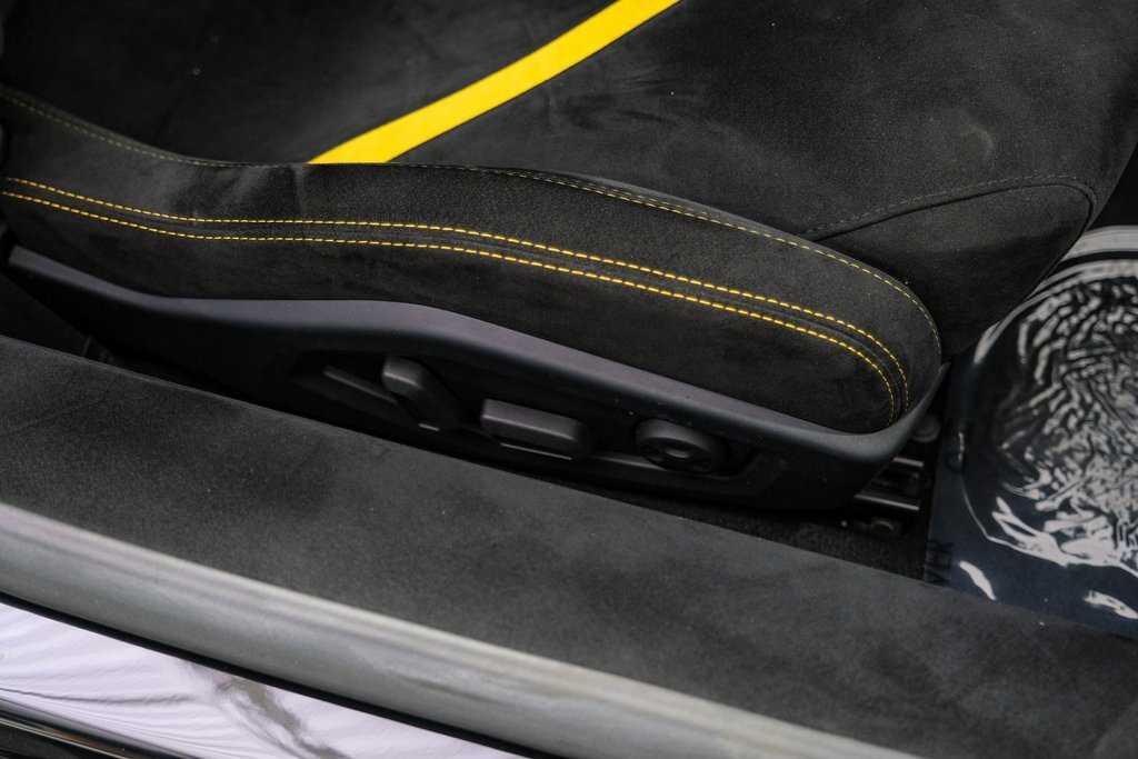 Used 2018 Lamborghini Huracan Performante image 41