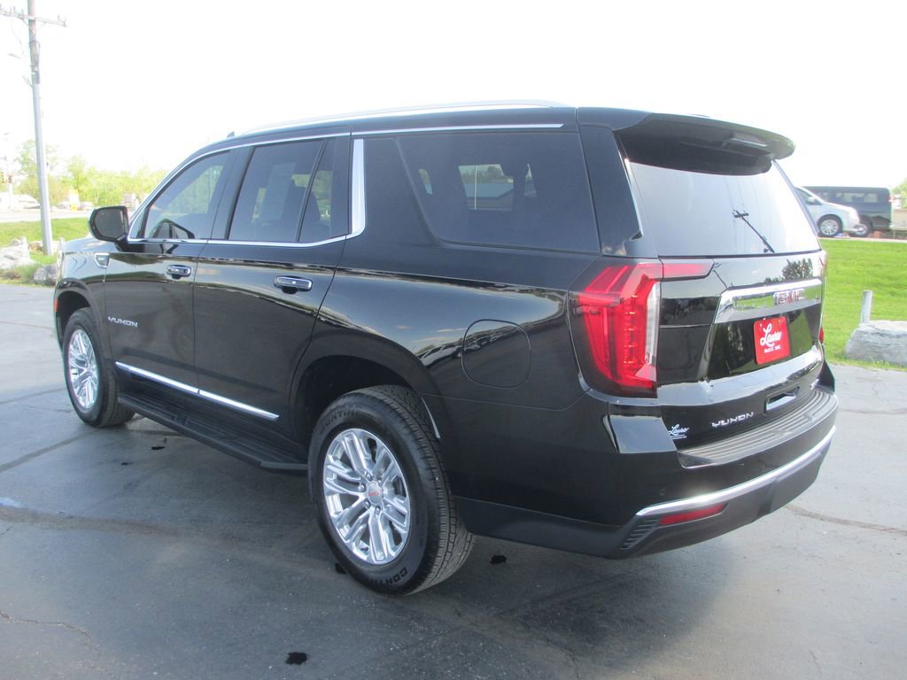 Used 2023 GMC Yukon SLT w/ Max Trailering Package AWD/4WD image 9