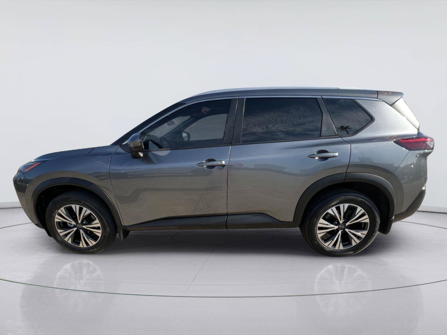 Used 2023 Nissan Rogue SV w/ SV Premium B Package FWD image 6