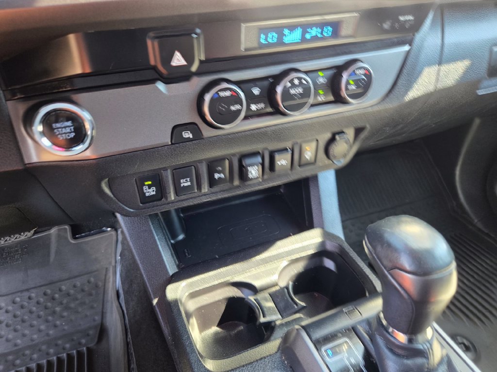 Used 2022 Toyota Tacoma TRD Off-Road w/ Technology Package RWD image 23
