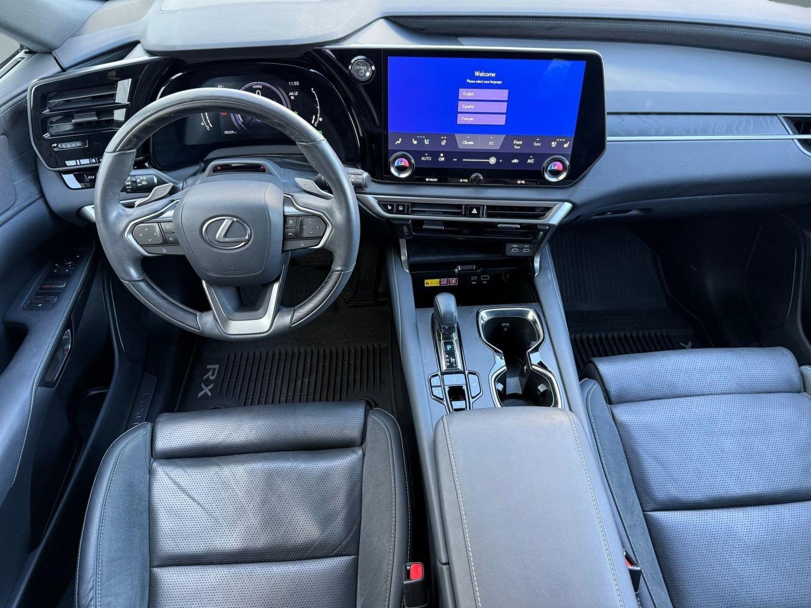 Used 2023 Lexus RX 350 w/ Accessory Package (Z1) AWD/4WD image 25