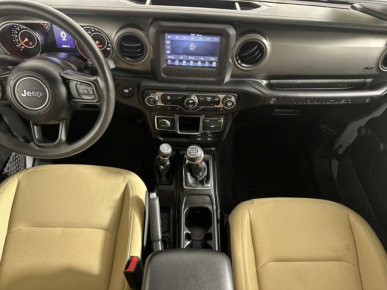 Used 2022 Jeep Wrangler Sport image 14