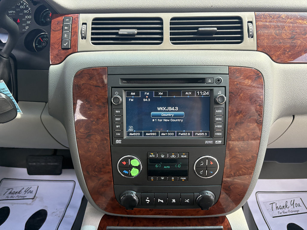 Used 2010 Chevrolet Tahoe LTZ RWD image 28