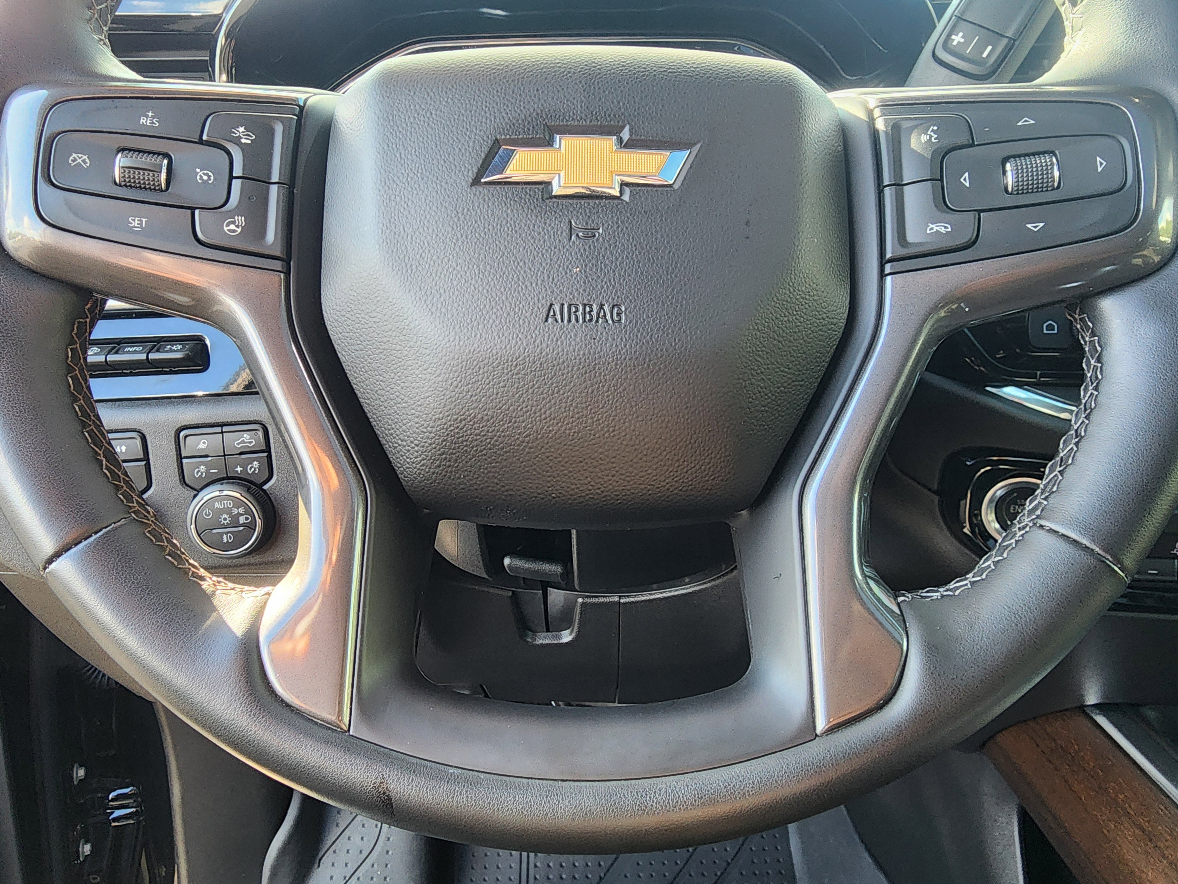 Used 2024 Chevrolet Silverado 2500 High Country w/ High Country Premium Package image 30