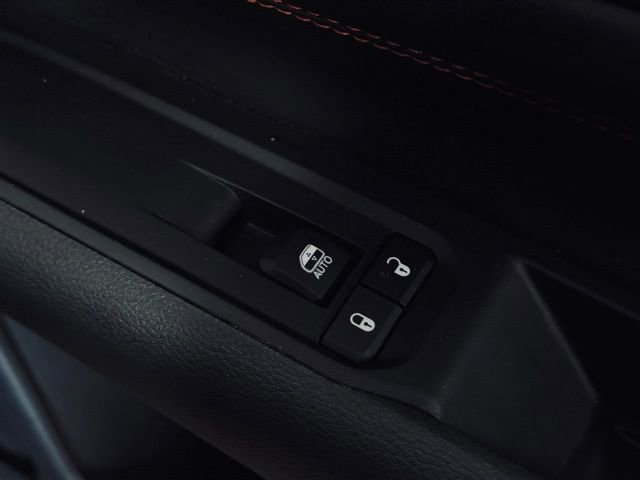 Certified 2022 Jeep Compass Trailhawk w/ Trailhawk Elite Group image 18