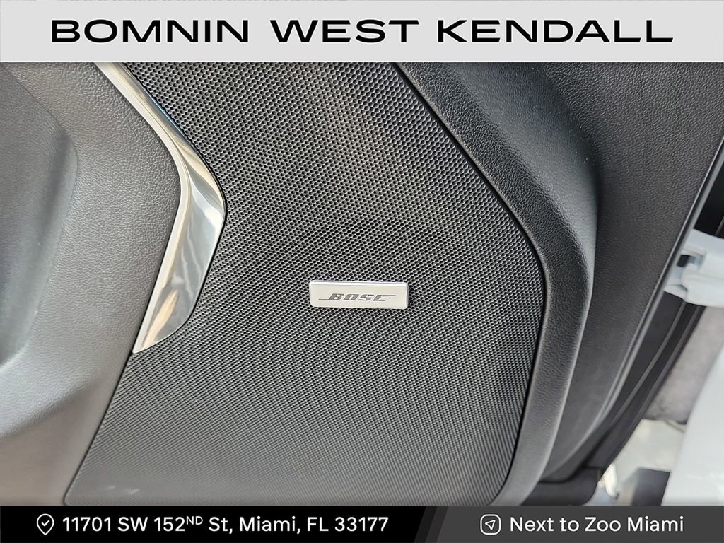 Used 2023 Chevrolet Suburban RST w/ Luxury Package image 29