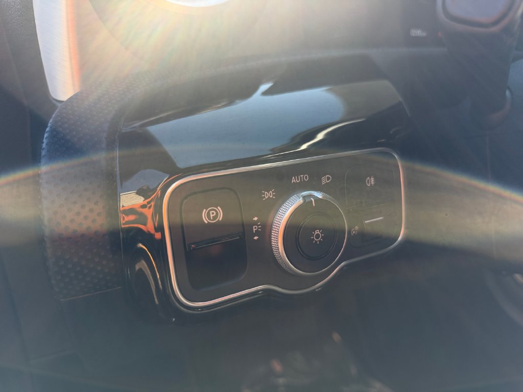 Certified 2025 Mercedes-Benz CLA 250 4MATIC image 22