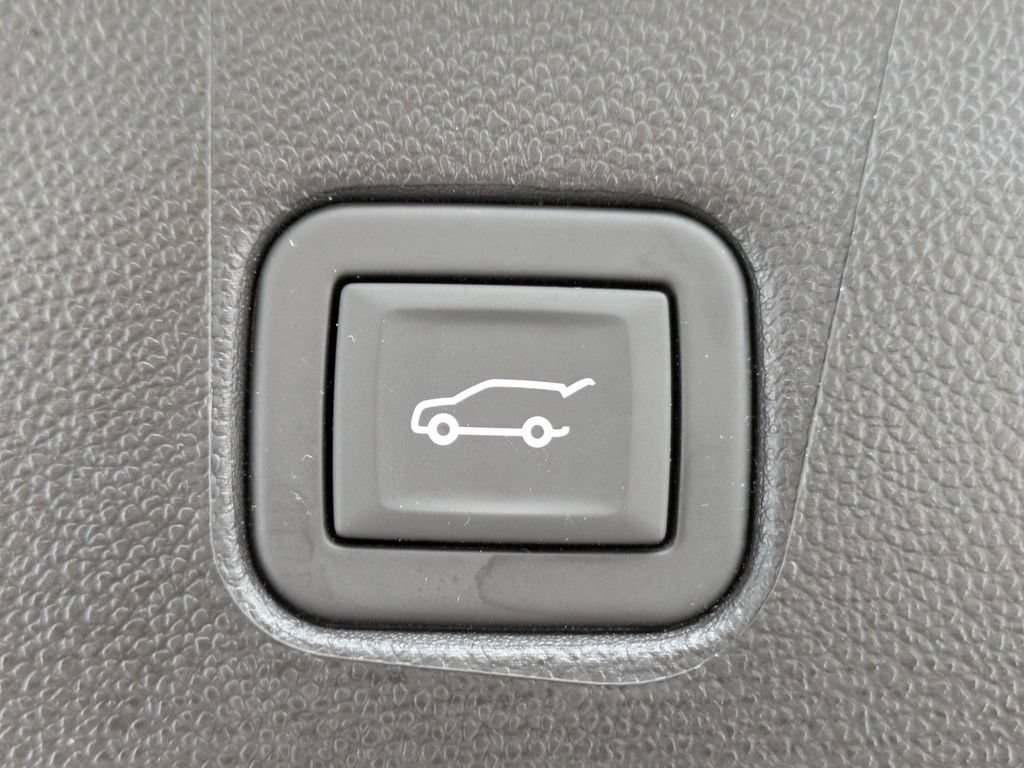 Used 2024 Chevrolet Blazer LT w/ Convenience Package FWD image 14