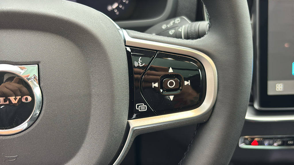 New 2026 Volvo XC90 B5 Core AWD/4WD image 18